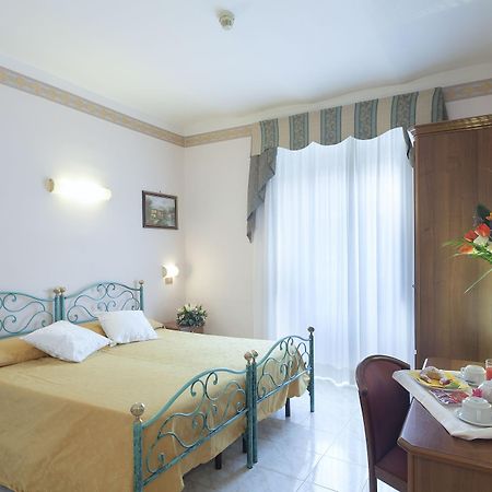 Hotel Oriente Ρώμη Εξωτερικό φωτογραφία