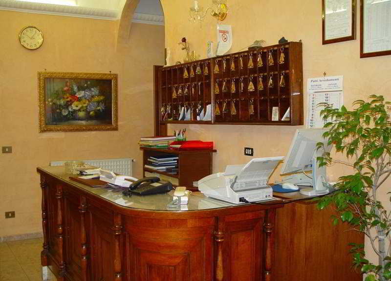 Hotel Oriente Ρώμη Εξωτερικό φωτογραφία